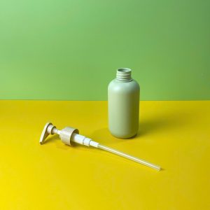 chai nhua hdpe xanh mint voi nhan nau 7