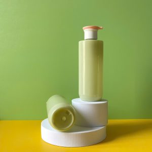 chai voi nhan dep hong vai ngang day bau 500ml 5