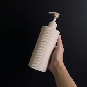 chai hdpe nau vai ngang 5 soc voi nhn nham 1