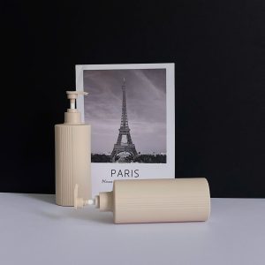 chai hdpe nau vai ngang 5 soc voi nhn nham 2