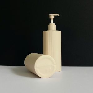 chai hdpe nau vai ngang 5 soc voi nhn nham 4