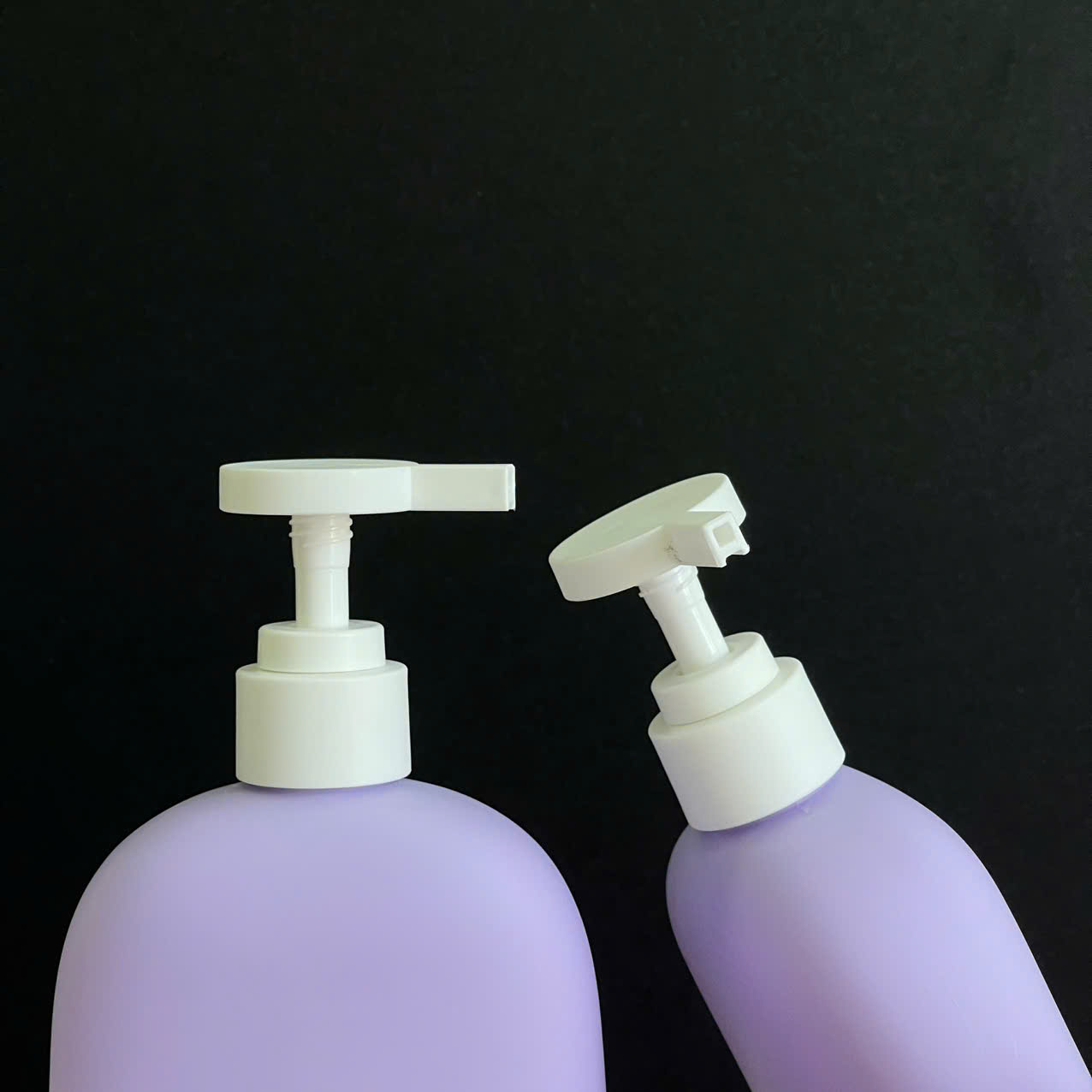 chai-hdpe-tim-tron-voi-nhan-trang chai hdpe tim tron voi nhan trang