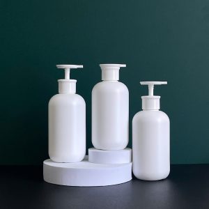 chai hdpe trang tron voi nhan dep trang 500ml 5 1
