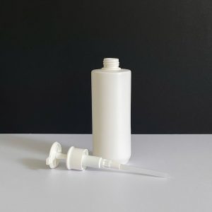 chai hdpe trang vai ngang voi nhan dep trang 500ml 5