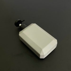 chai hdpe vuong xam voi nhan dep den nham 350ml .5