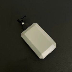 chai hdpe vuong xam voi nhan soc den 350ml 4