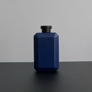 chai hdpe xanh duong nap bat den nham 350ml 8