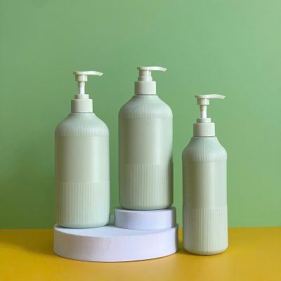 Chai nhựa HDPE xanh sọc vòi nhấn sóng xanh sọc với dung tích 500ml fi28