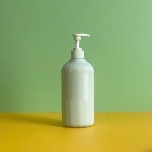 chai hdpe xanh soc nap voi nhan xanh 500ml 2