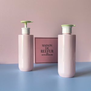 chai pet hong vai ngang day bau voi dep xanh 500ml 5