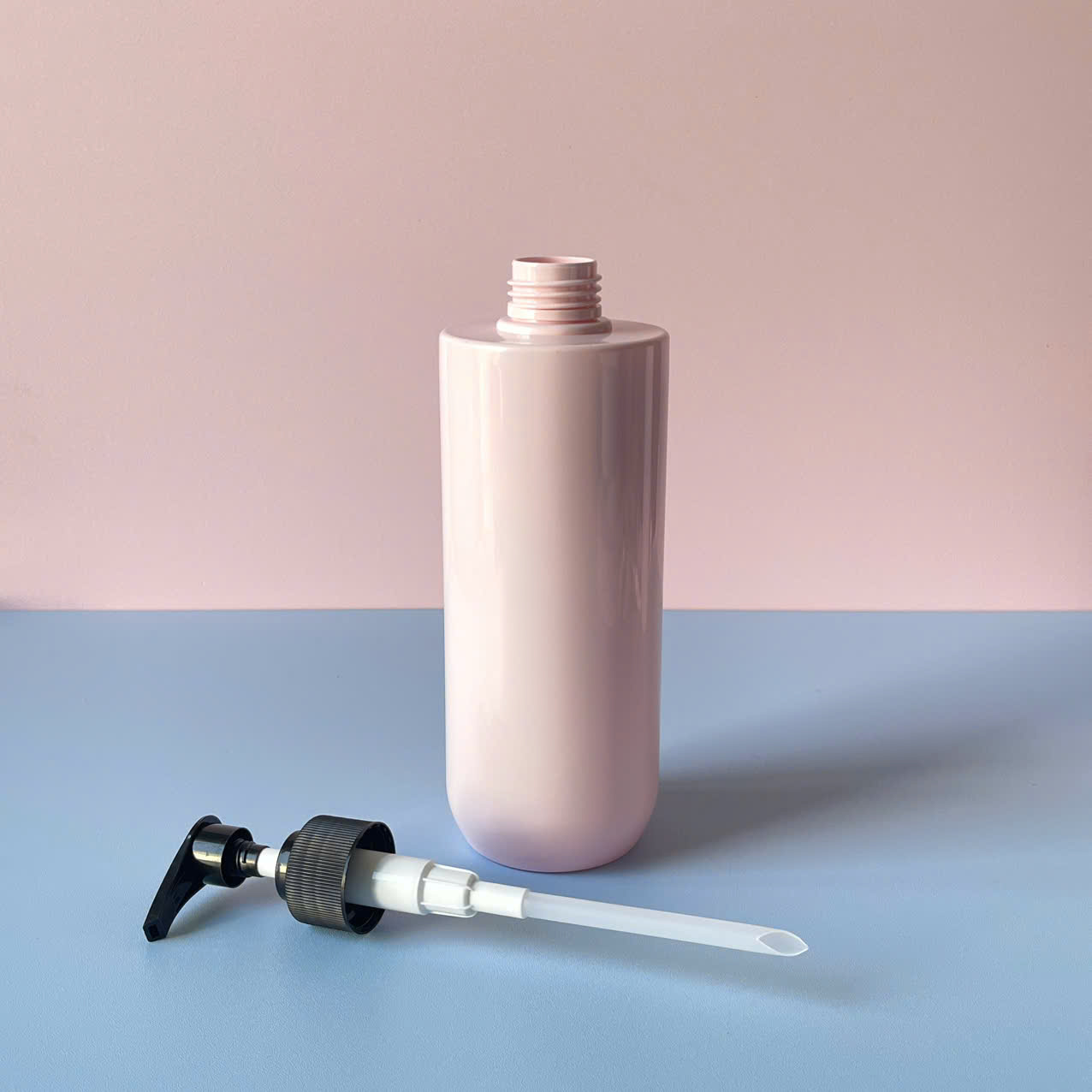 chai-pet-hong-vai-ngang-voi-nhan-soc-den-500ml-3 chai pet hong vai ngang voi nhan soc den 500ml 3