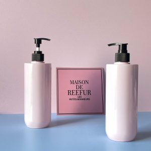 chai pet hong vai ngang voi nhan soc den 500ml 5