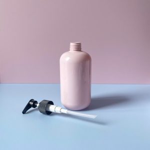 chai pet hong voi nhan soc den 500ml 6