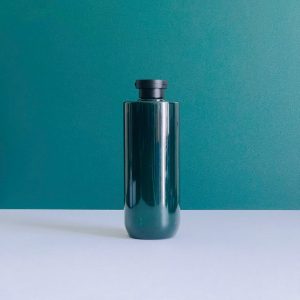 chai pet xanh ngoc vai ngang nap bat den nham 500ml 1